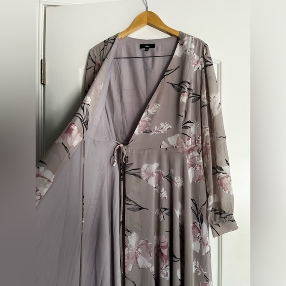 Long sleeve Wrap Dress - Picture 2 of 2